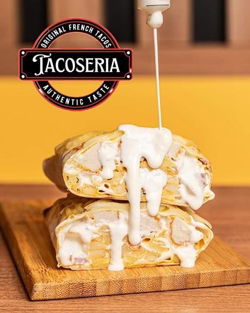 Sos fromagère turnat peste tacos